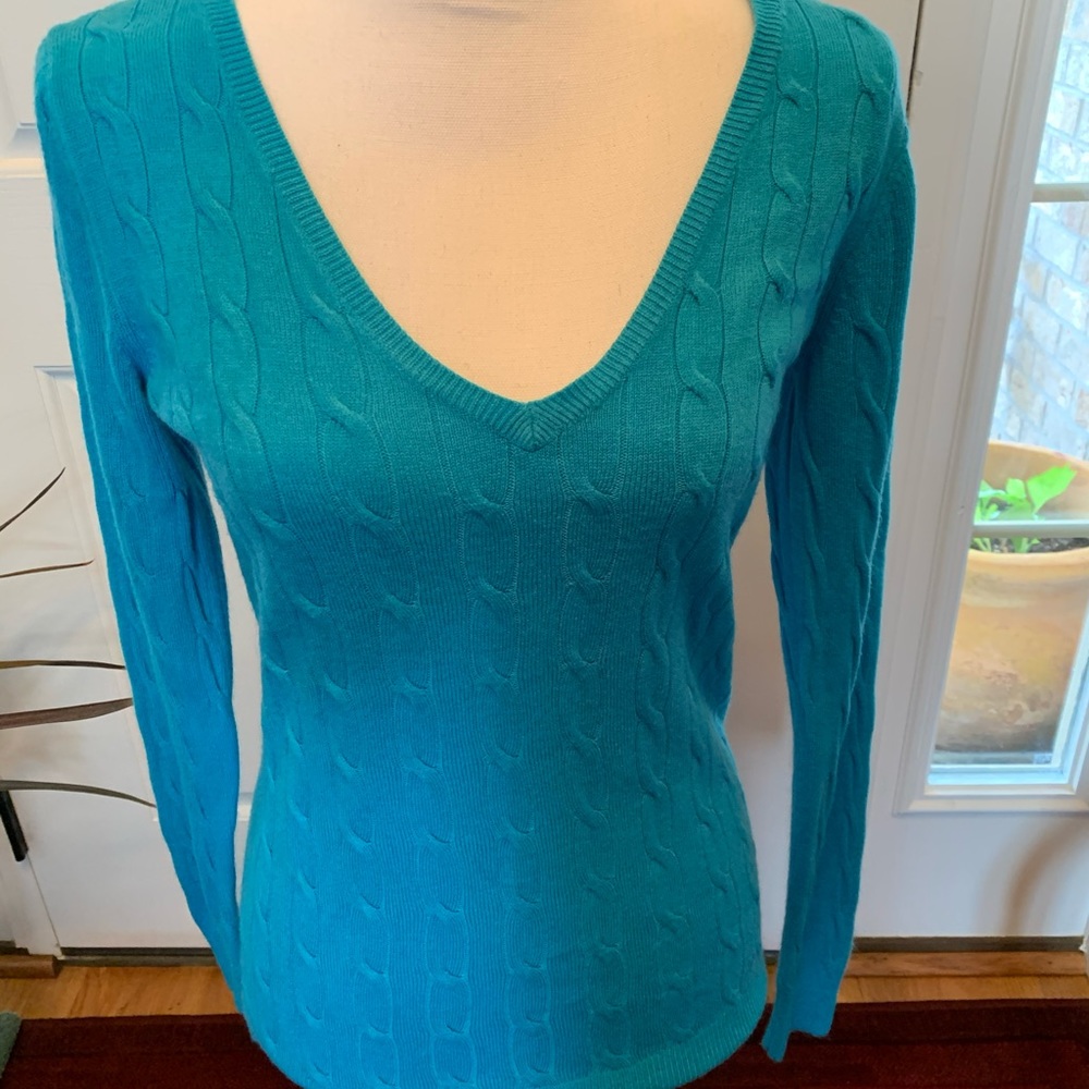 Ladies long sleeve sweater